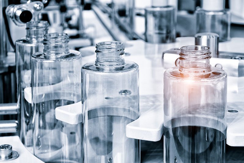 プラスチック射出成形